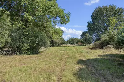 000 Ripple Lane, New Ulm, TX 78950 - Photo 15
