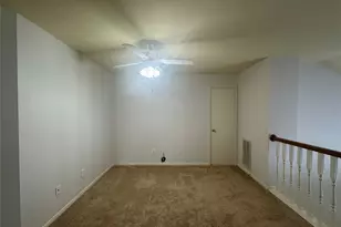 210 Rolling Plains Dr, Sugar Land, TX 77479 - Photo 31