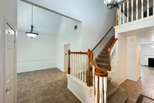 210 Rolling Plains Dr, Sugar Land, TX 77479 - Photo 3