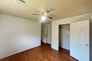 210 Rolling Plains Dr, Sugar Land, TX 77479 - Photo 45