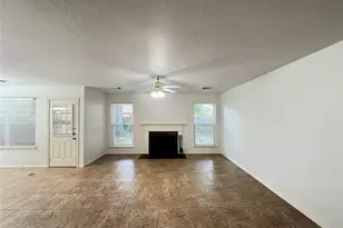 210 Rolling Plains Dr, Sugar Land, TX 77479 - Photo 15
