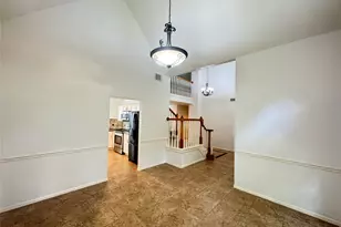 210 Rolling Plains Dr, Sugar Land, TX 77479 - Photo 7