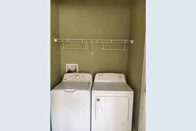 4515 Briar Hollow Place #302, Houston, TX 77027 - Photo 5