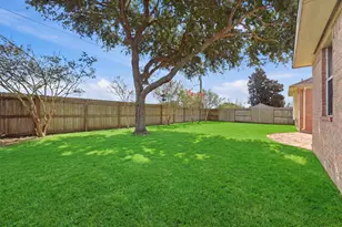 222 Meadowhill Ln, Dickinson, TX 77539 - Photo 21