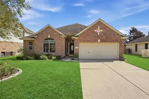 222 Meadowhill Ln, Dickinson, TX 77539 - Photo 1