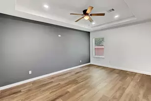 527 Autumn Ln, Livingston, TX 77351 - Photo 7