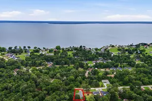 527 Autumn Ln, Livingston, TX 77351 - Photo 17
