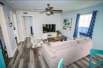 515 Texas Street, Surfside Beach, TX 77541 - Photo 7