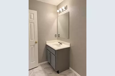 8618 Woodpath Lane, Houston, TX 77075 - Photo 19