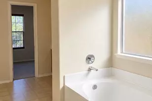 8618 Woodpath Ln, Houston, TX 77075 - Photo 29