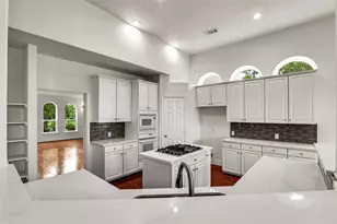 19307 Sun River Ln, Tomball, TX 77377 - Photo 17
