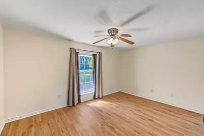 509 Brook Hollow Drive, Conroe, TX 77385 - Photo 23