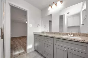 5811 Cartagena St, Houston, TX 77035 - Photo 33