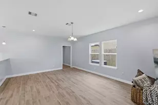 249 Mc Dade St, Hempstead, TX 77445 - Photo 7