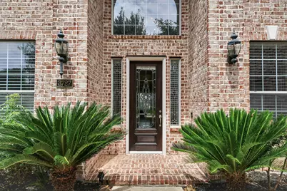 3727 Lakeridge Canyon Drive, Sugar Land, TX 77498 - Photo 5