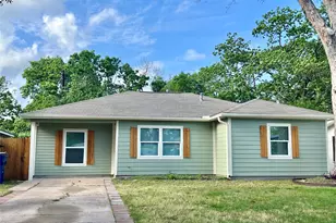 1010 15th Ave N, Texas City, TX 77590 - Photo 3