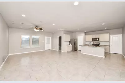 5646 Pleasant Falls Drive, Richmond, TX 77407 - Photo 7