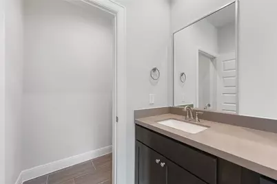 2708 Grand Fountains Drive #E, Houston, TX 77054 - Photo 27