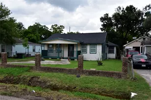6229 Clover Ridge St, Houston, TX 77087 - Photo 3