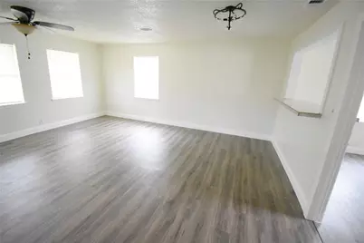 6229 Clover Ridge Street, Houston, TX 77087 - Photo 13