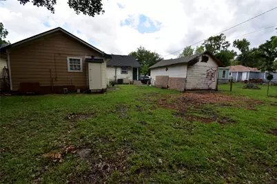 6229 Clover Ridge Street, Houston, TX 77087 - Photo 9