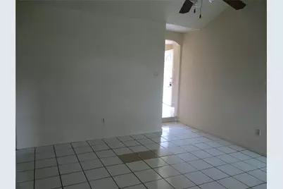 4504 Hemlock Drive, Baytown, TX 77521 - Photo 11