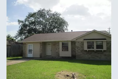 4504 Hemlock Drive, Baytown, TX 77521 - Photo 31