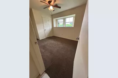 4504 Hemlock Drive, Baytown, TX 77521 - Photo 11
