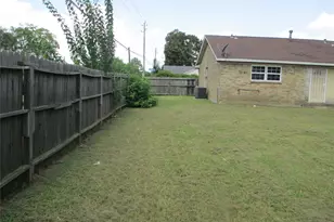 4504 Hemlock Dr, Baytown, TX 77521 - Photo 15