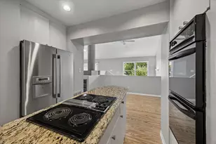 1907 Norfolk St, Houston, TX 77098 - Photo 17