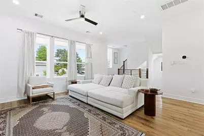 730 E 33rd Street, Houston, TX 77022 - Photo 9