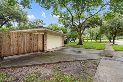 5658 Cartagena Street, Houston, TX 77035 - Photo 31