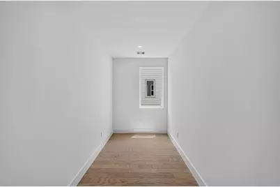 1424 W 23rd Street #B, Houston, TX 77008 - Photo 9