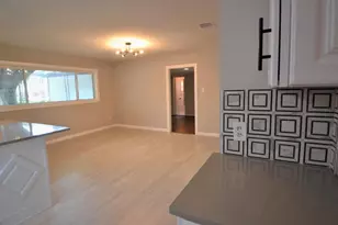 4829 Waycross Dr, Houston, TX 77035 - Photo 3