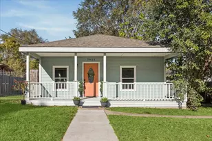 7933 Elwood St, Houston, TX 77012 - Photo 3