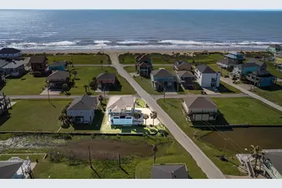 2901 Lakeside Drive, Crystal Beach, TX 77650 - Photo 41