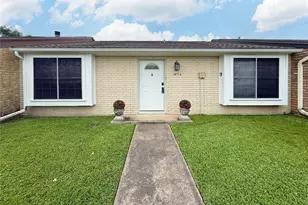 5874 Meadow Way, Beaumont, TX 77707 - Photo 1