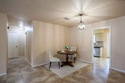 5874 Meadow Way, Beaumont, TX 77707 - Photo 5