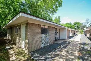 7521 Bauman Rd, Houston, TX 77022 - Photo 11