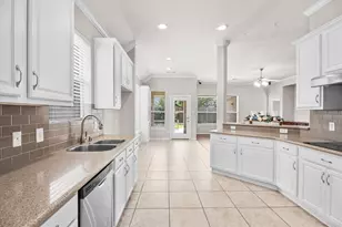 25609 Peppermill Creek Dr, Porter, TX 77365 - Photo 13