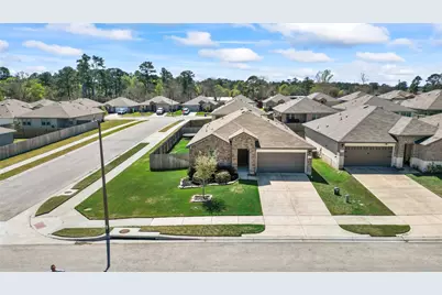 128 Barton Creek Drive, Huntsville, TX 77340 - Photo 3