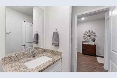 128 Barton Creek Drive, Huntsville, TX 77340 - Photo 15