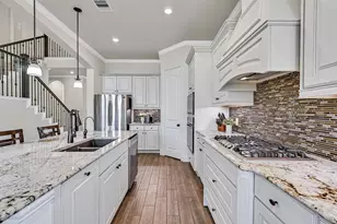 1645 Longwood Glen Ln, Friendswood, TX 77546 - Photo 17