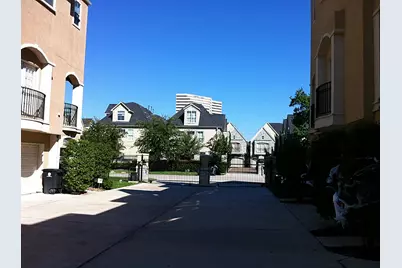 5629 Dolores Place Lane #B, Houston, TX 77057 - Photo 47