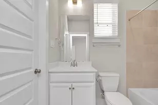726 Strawberry Pines Ct, Houston, TX 77009 - Photo 37
