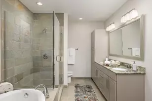 1400 McKinney St, Houston, TX 77010 - Photo 7