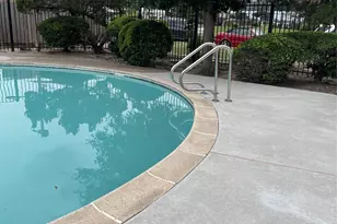 9350 Country Creek Dr, Houston, TX 77036 - Photo 17