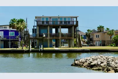 58 Lakeside Drive, Hitchcock, TX 77563 - Photo 3