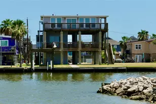 58 Lakeside Dr, Hitchcock, TX 77563 - Photo 3