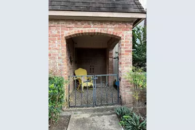2938 Camelot Lane, Missouri City, TX 77459 - Photo 3